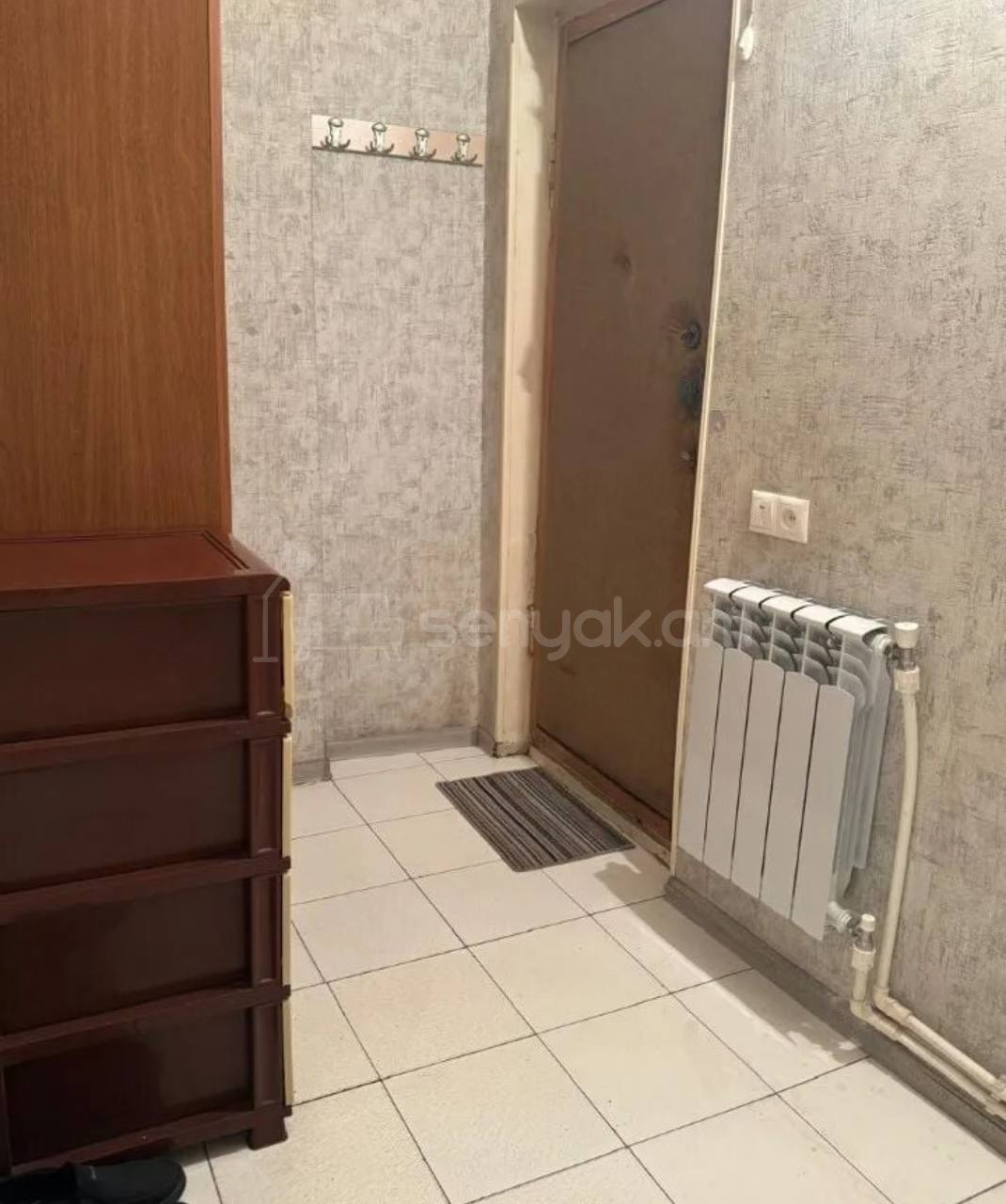 3 Սենյականոց Բնակարան Քարե Շենքում, 45քմ, 6/9 հարկ, Նորմալ Վիճակում, Կահավորված