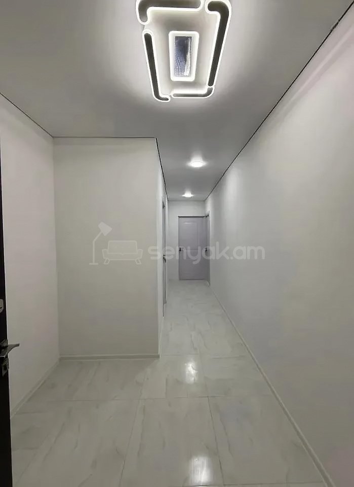 2 Սենյականոց Բնակարան, 43քմ, 11/16 հարկ, Կապիտալ Վերանորոգված