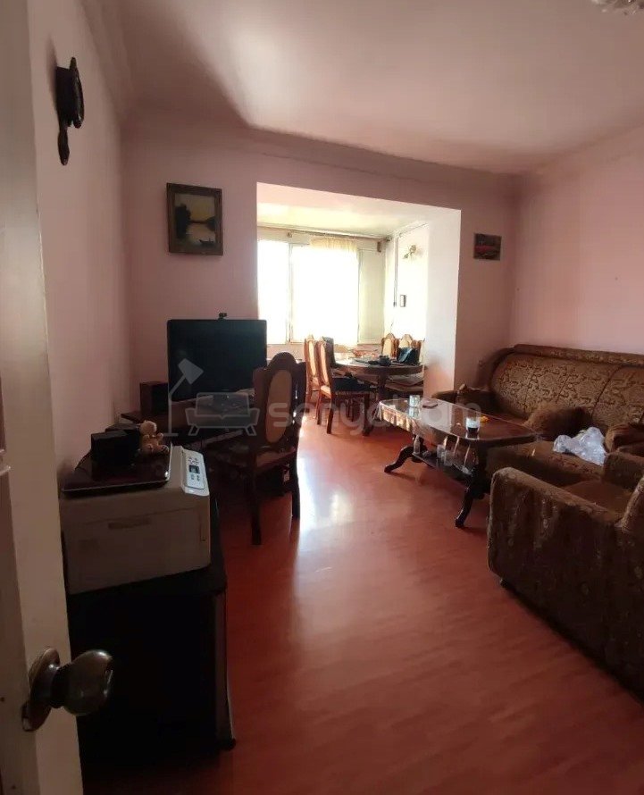 1 Սենյականոց Բնակարան Քարե Շենքում, 45քմ, 5/5 հարկ, Նորմալ Վիճակում