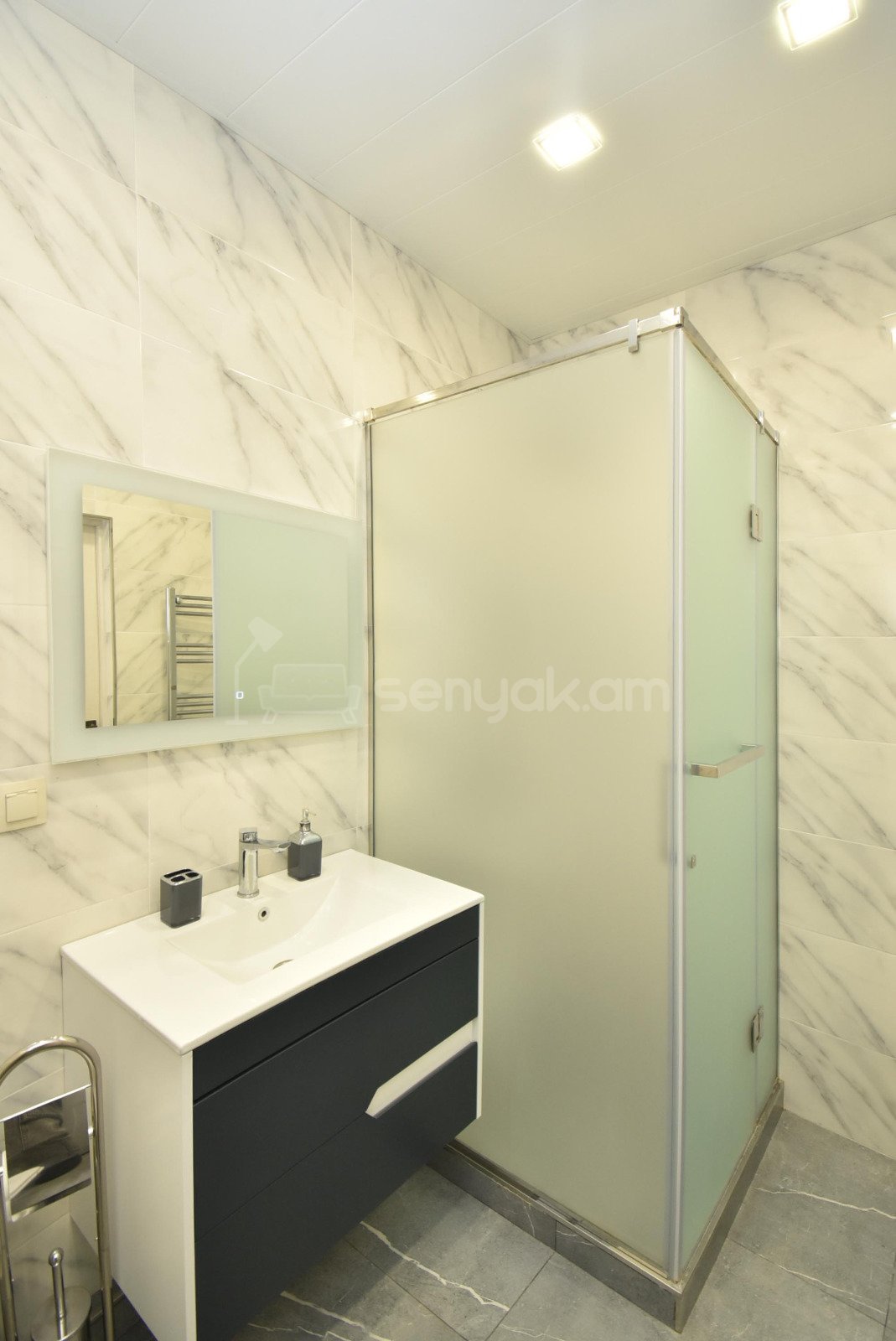 3 Սենյականոց Բնակարան, 56քմ, 5/14 հարկ, Կապիտալ Վերանորոգված, Կահավորված, Արևկող