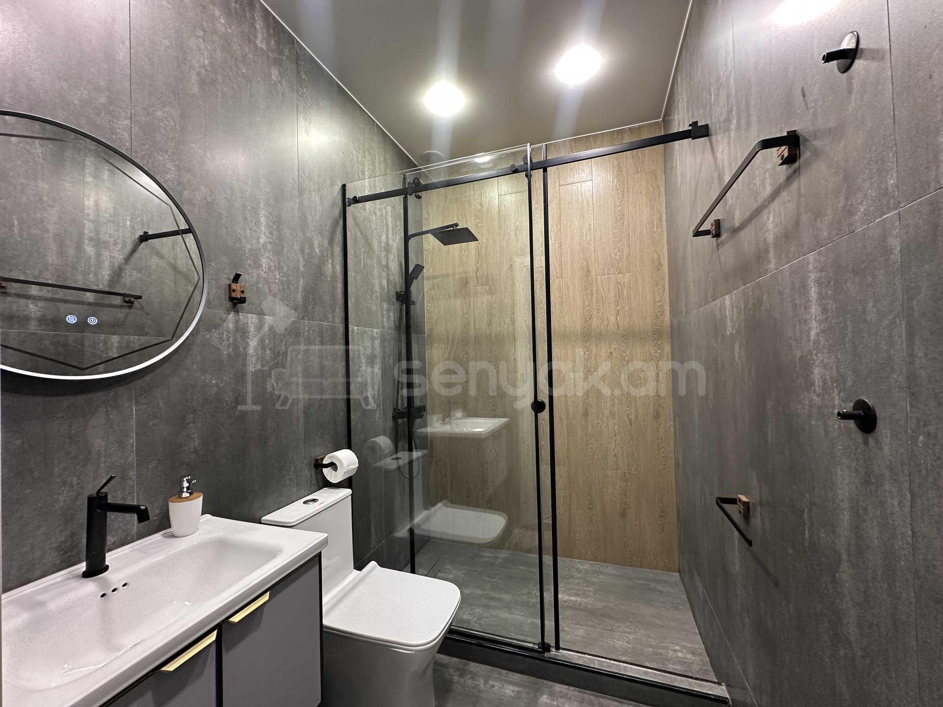 1 Սենյականոց Բնակարան Նորակառույցում, 30քմ, 2/3 հարկ, Դիզայներական Վերանորոգված, Կահավորված