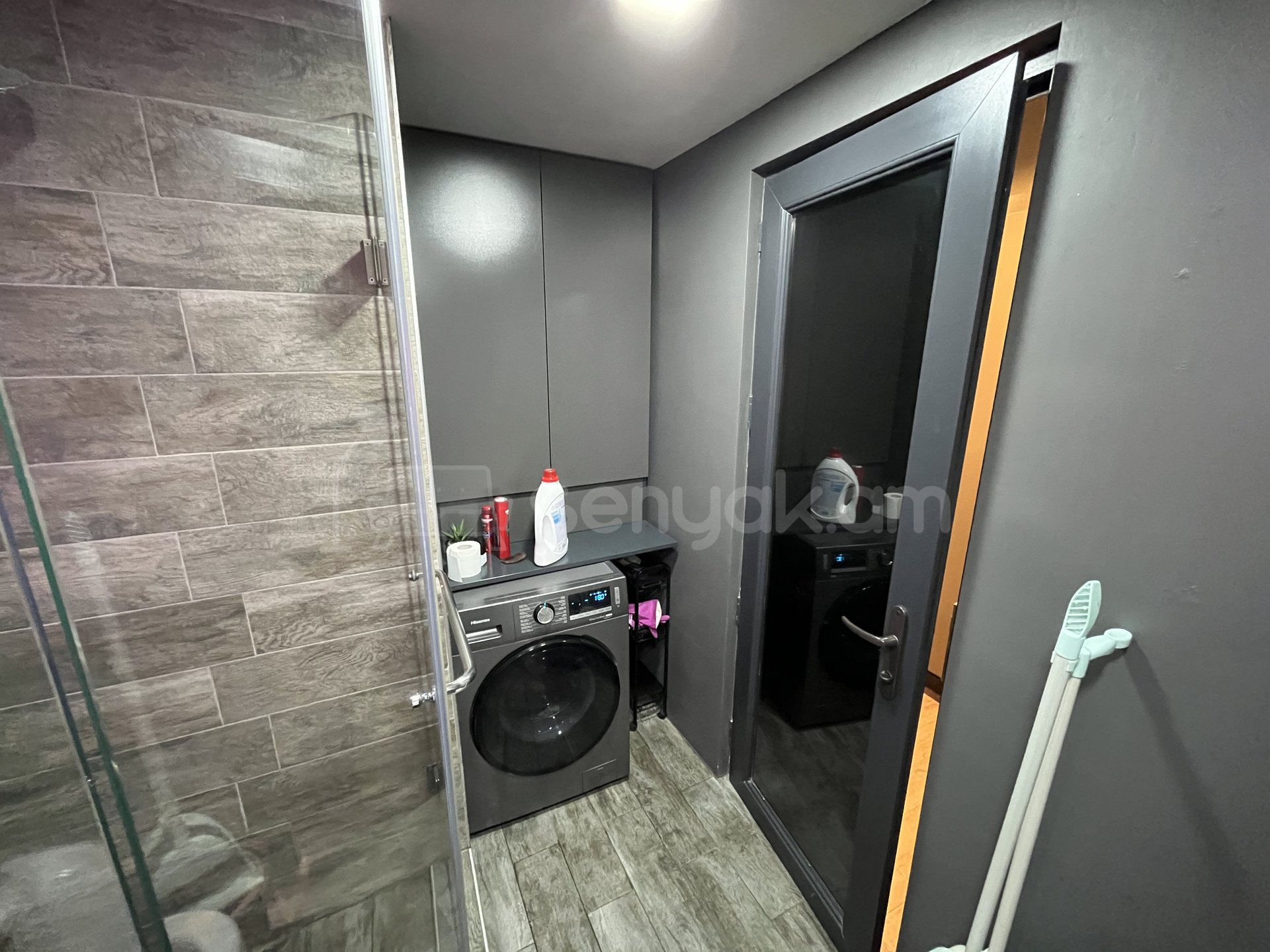 2 Սենյականոց Բնակարան Քարե Շենքում, 53քմ, 4/4 հարկ, Դիզայներական Վերանորոգված