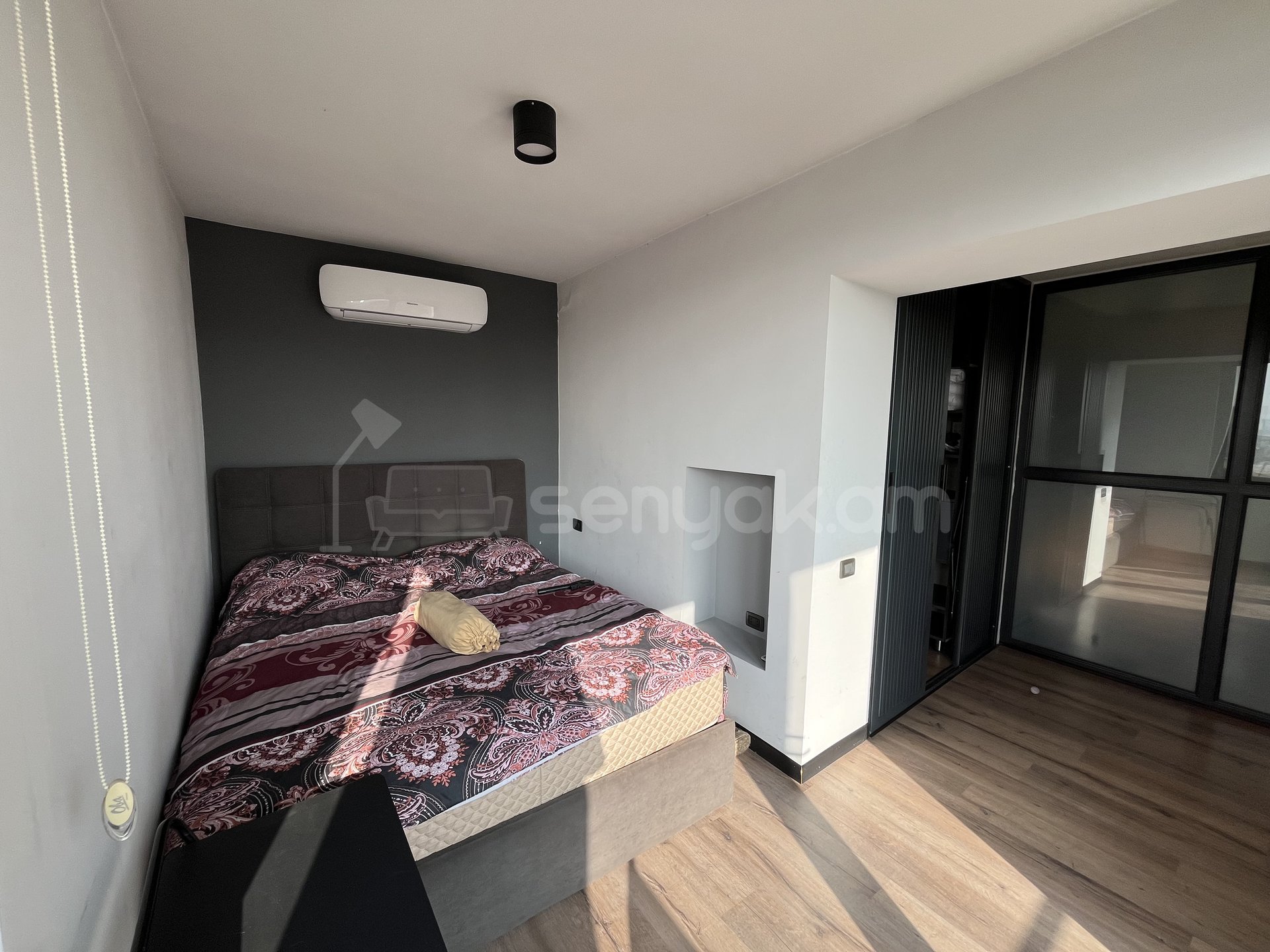 2 Սենյականոց Բնակարան Քարե Շենքում, 53քմ, 4/4 հարկ, Դիզայներական Վերանորոգված