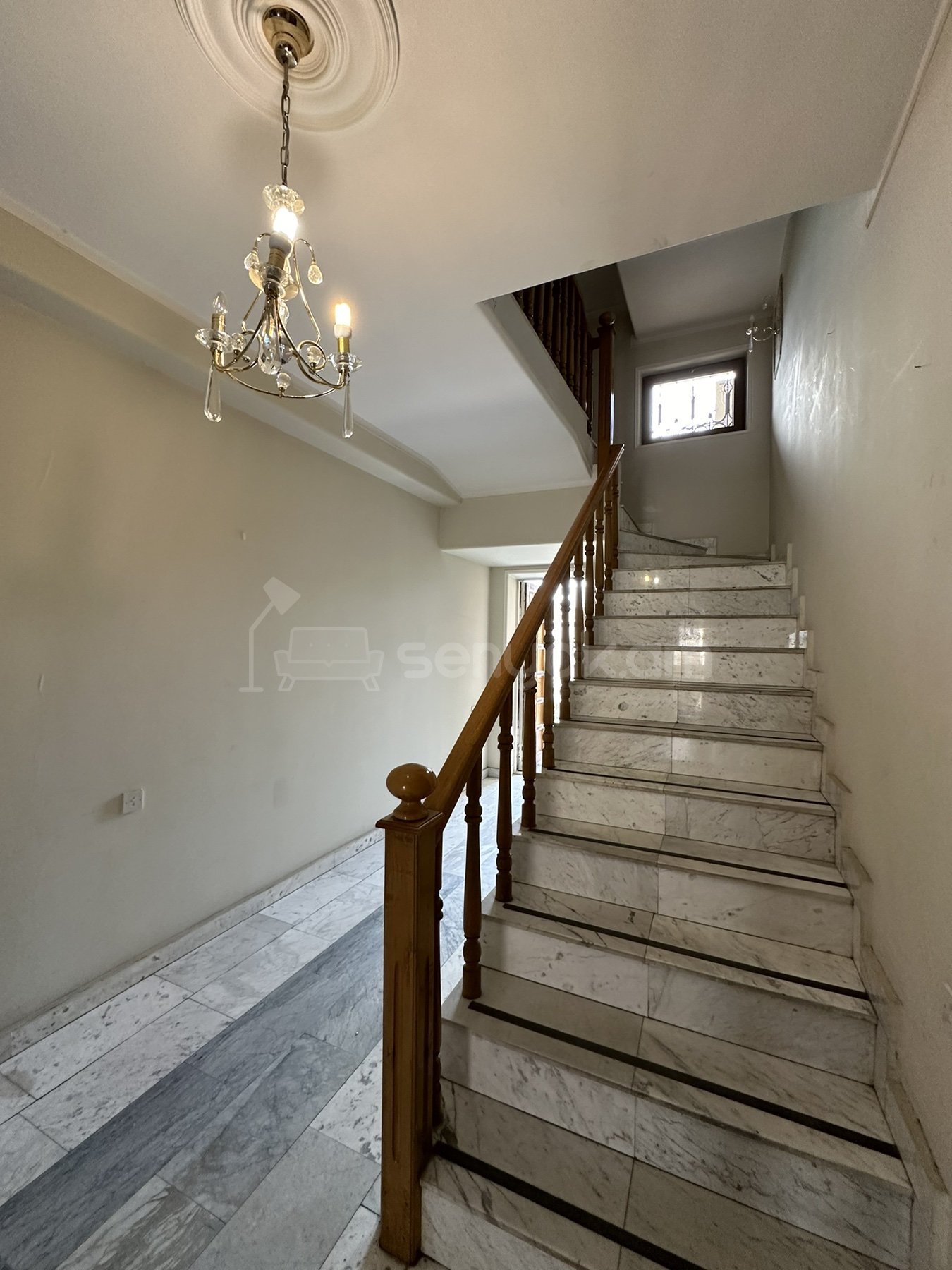 6 Սենյականոց Սեփական Տուն, 686քմ, Նորմալ Վիճակում, Ավտոտնակով