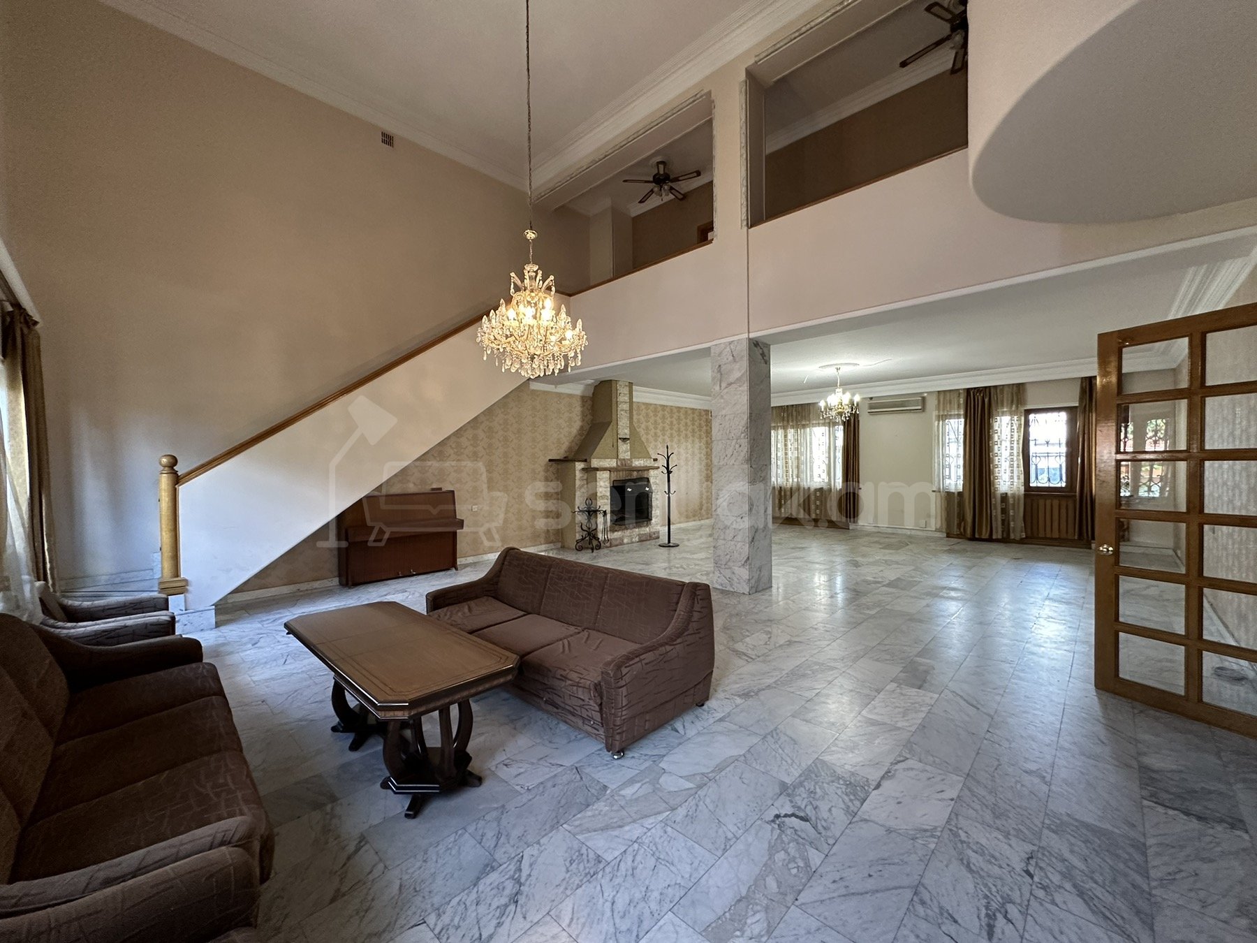 6 Սենյականոց Սեփական Տուն, 686քմ, Նորմալ Վիճակում, Ավտոտնակով