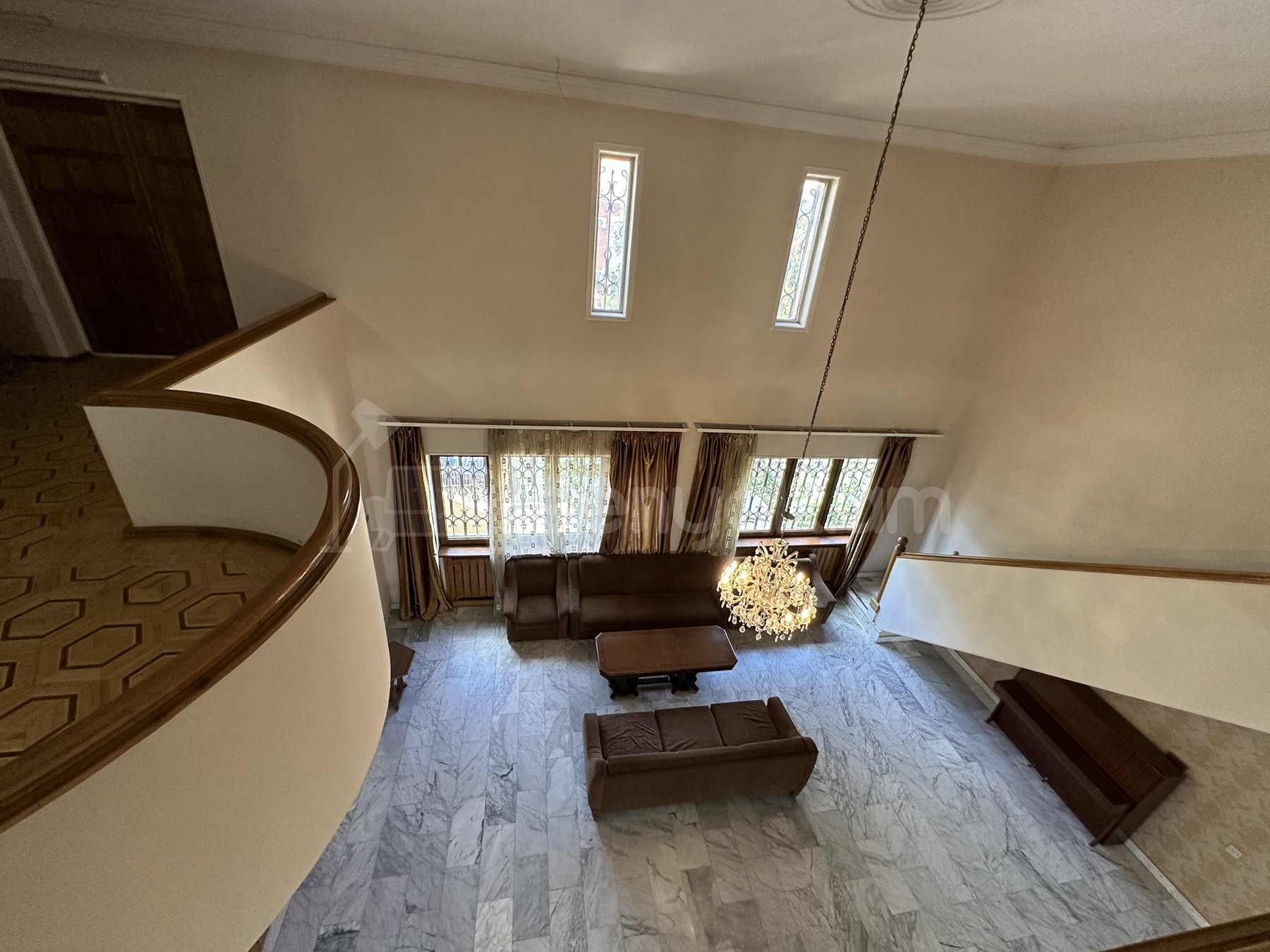 6 Սենյականոց Սեփական Տուն, 686քմ, Նորմալ Վիճակում, Ավտոտնակով