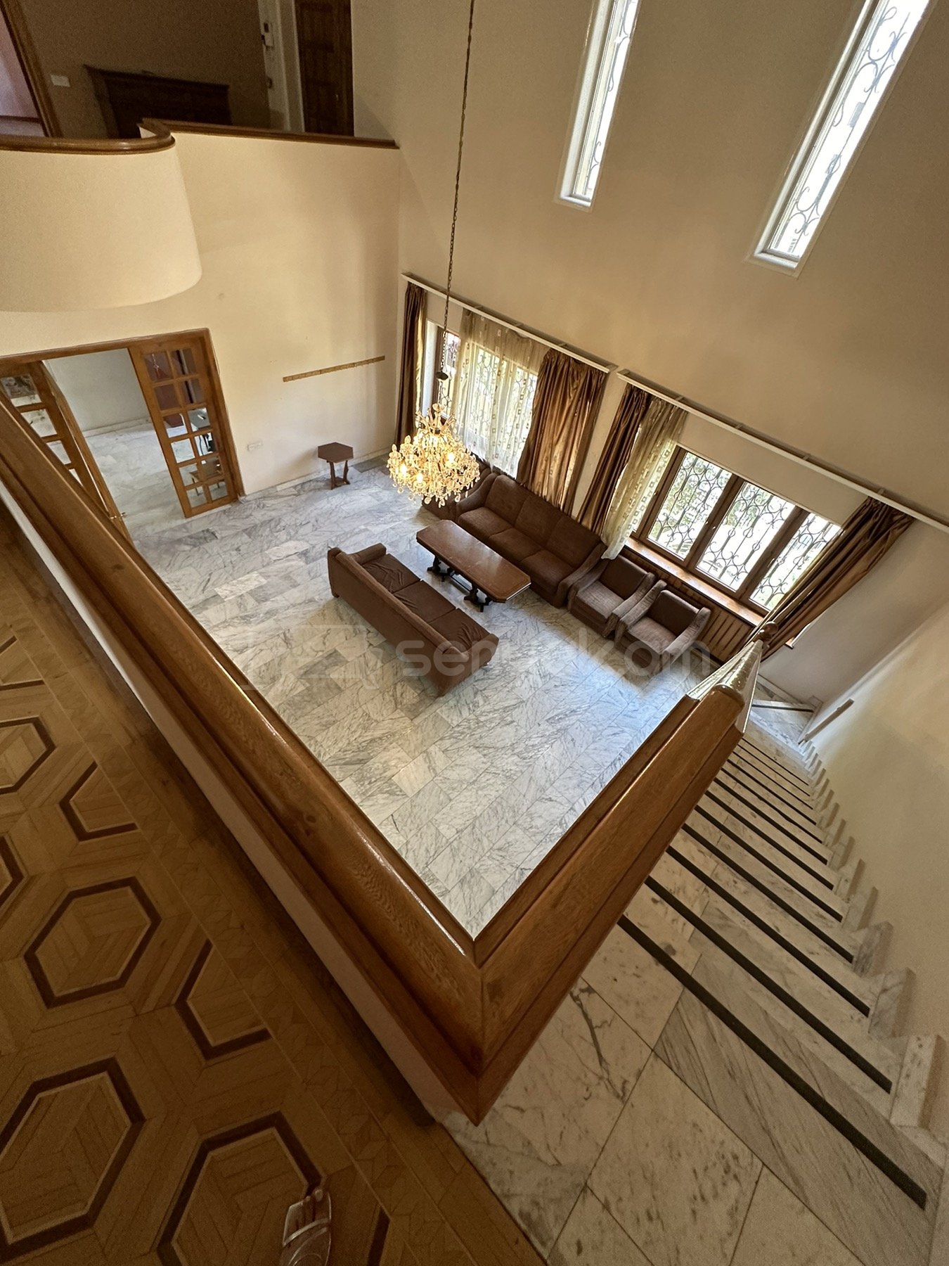 6 Սենյականոց Սեփական Տուն, 686քմ, Նորմալ Վիճակում, Ավտոտնակով