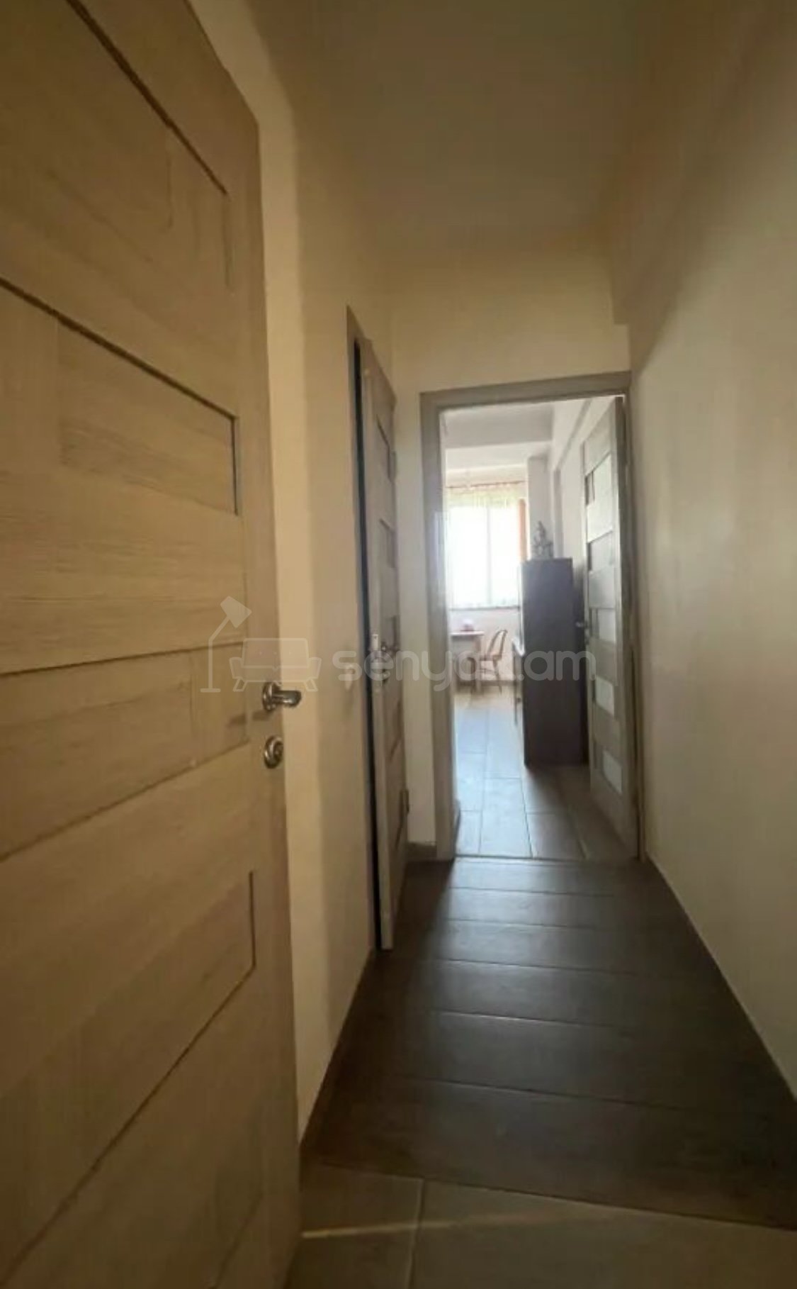 3 Սենյականոց Բնակարան, 90քմ, 6/9 հարկ, Նորմալ Վիճակում, Կահավորված