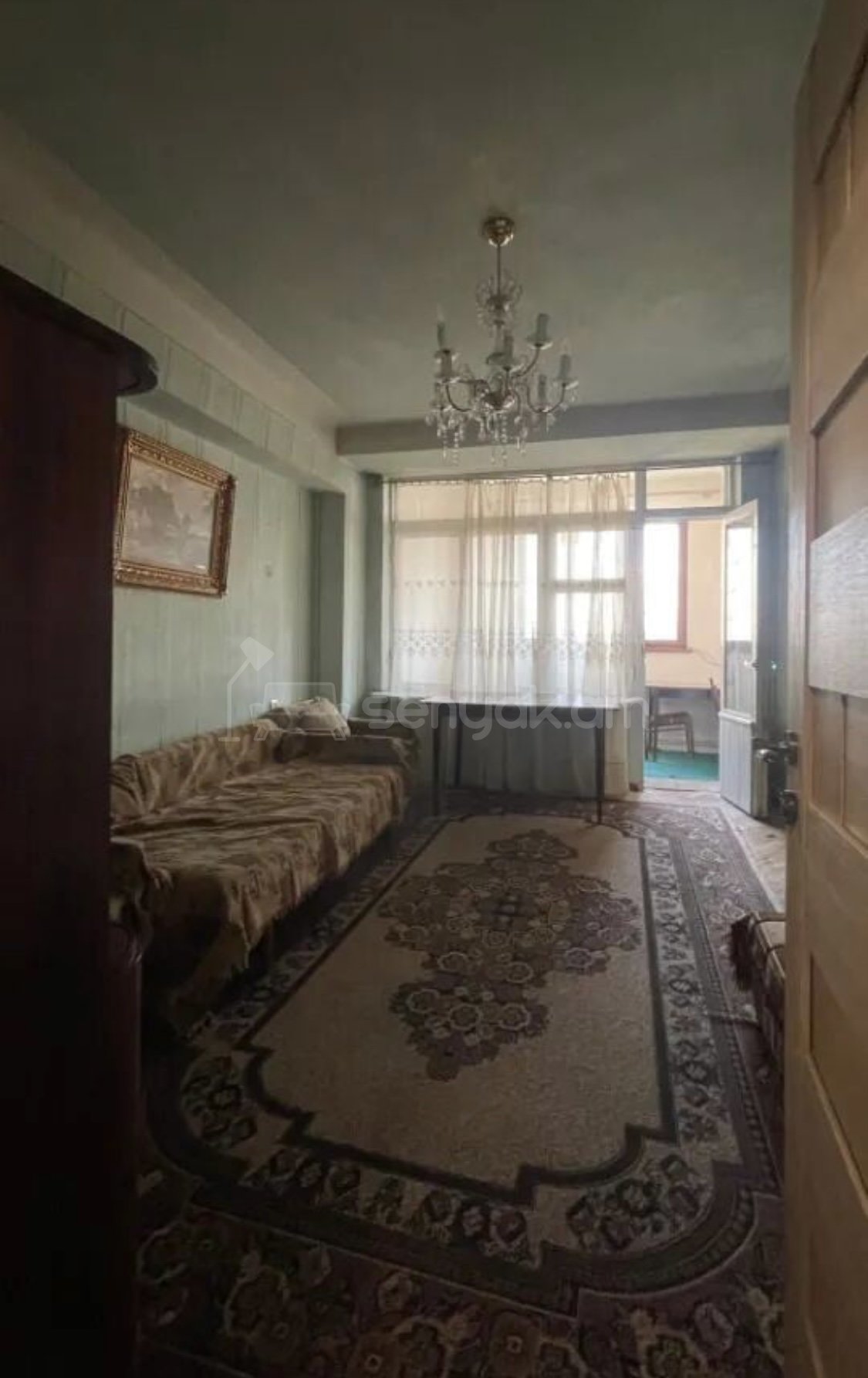 3 Սենյականոց Բնակարան, 90քմ, 6/9 հարկ, Նորմալ Վիճակում, Կահավորված