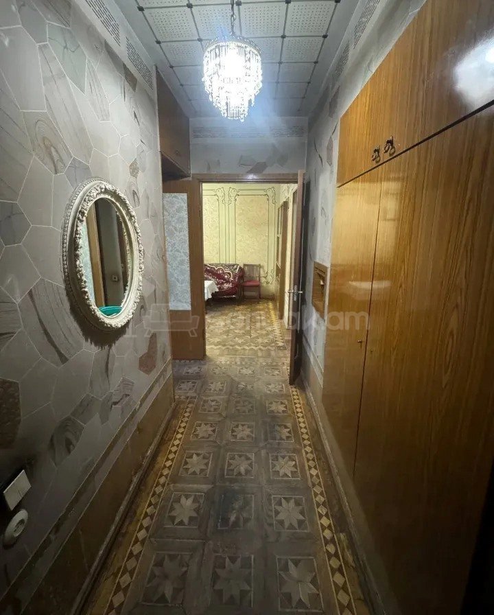 2 Սենյականոց Բնակարան Քարե Շենքում, 54քմ, 4/5 հարկ, Պետական Վիճակում