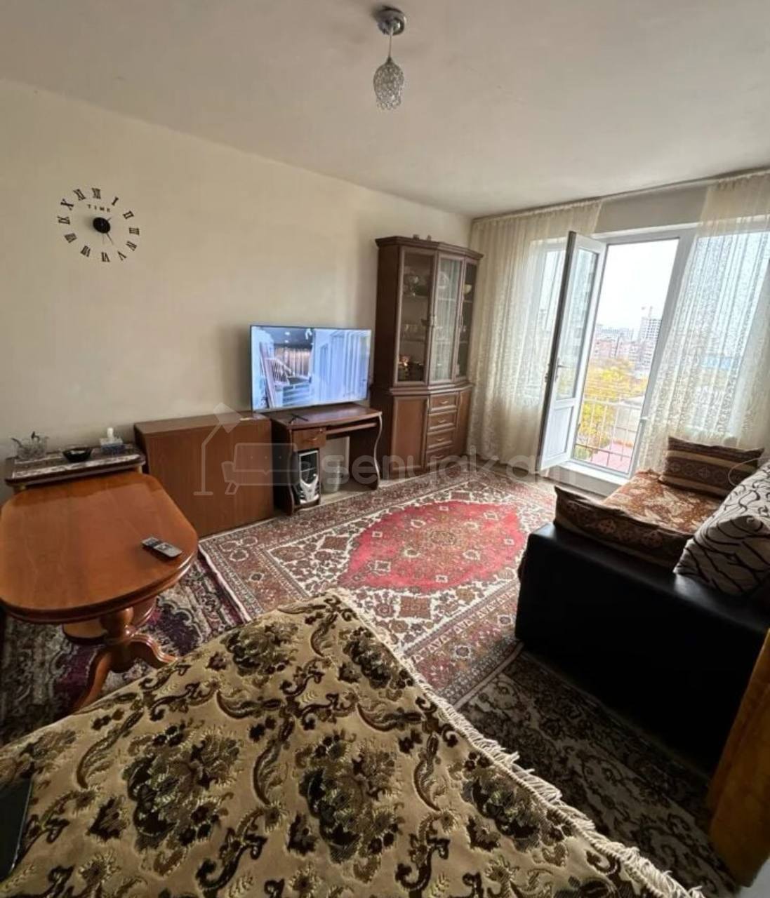 1 Սենյականոց Բնակարան, 32քմ, 3/5 հարկ, Պետական Վիճակում