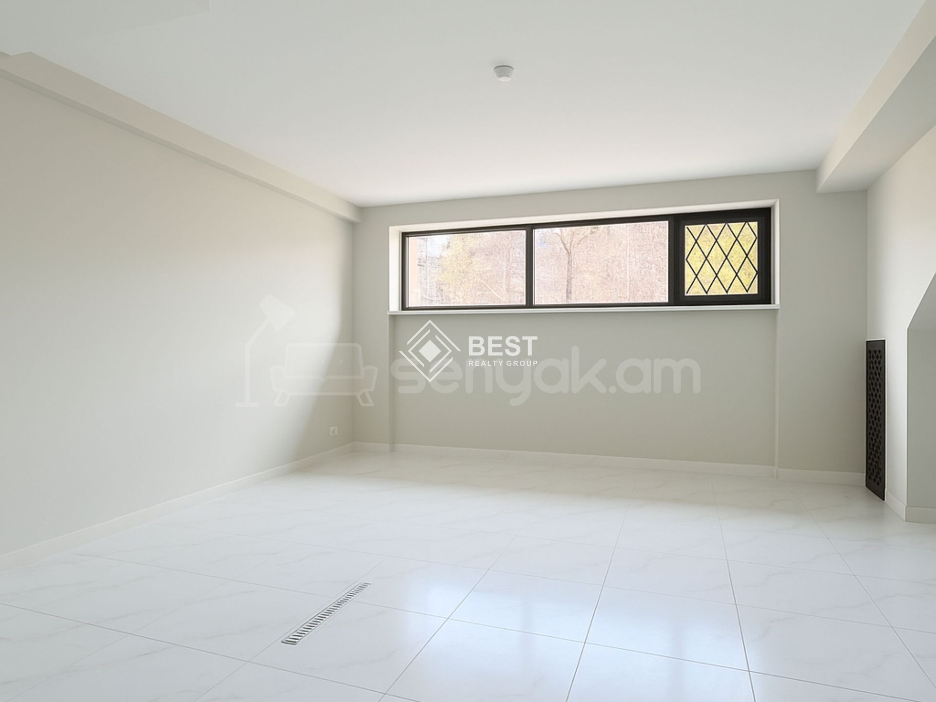 Նորակառույց Օֆիսային Տարածք, 52քմ