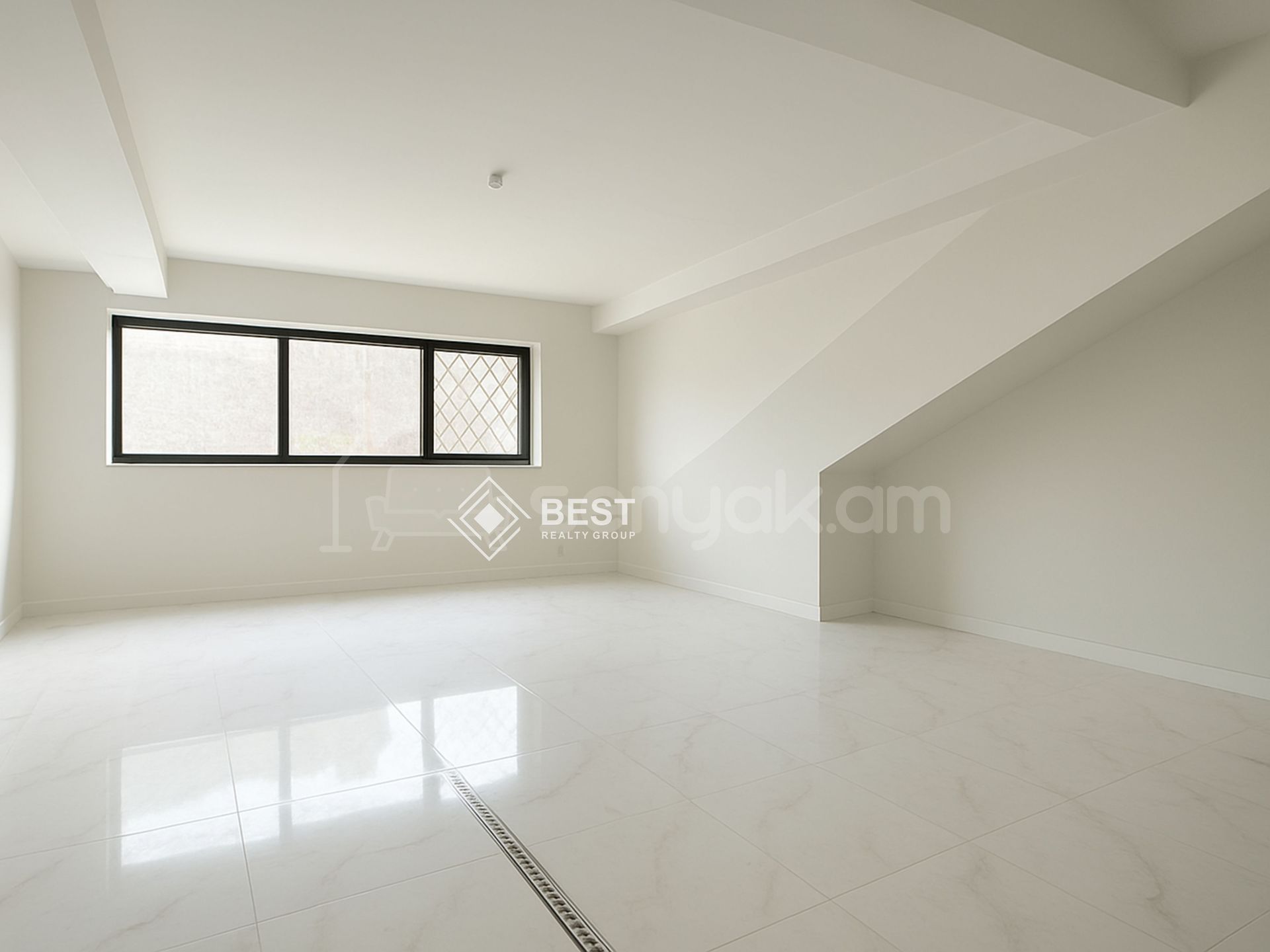 Նորակառույց Օֆիսային Տարածք, 52քմ