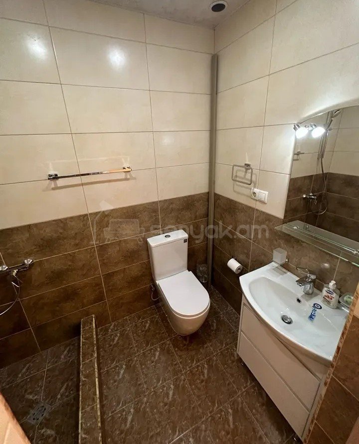 2 Սենյականոց Բնակարան, 60քմ, 4/16 հարկ, Դիզայներական Վերանորոգված, Կահավորված, Արևկող