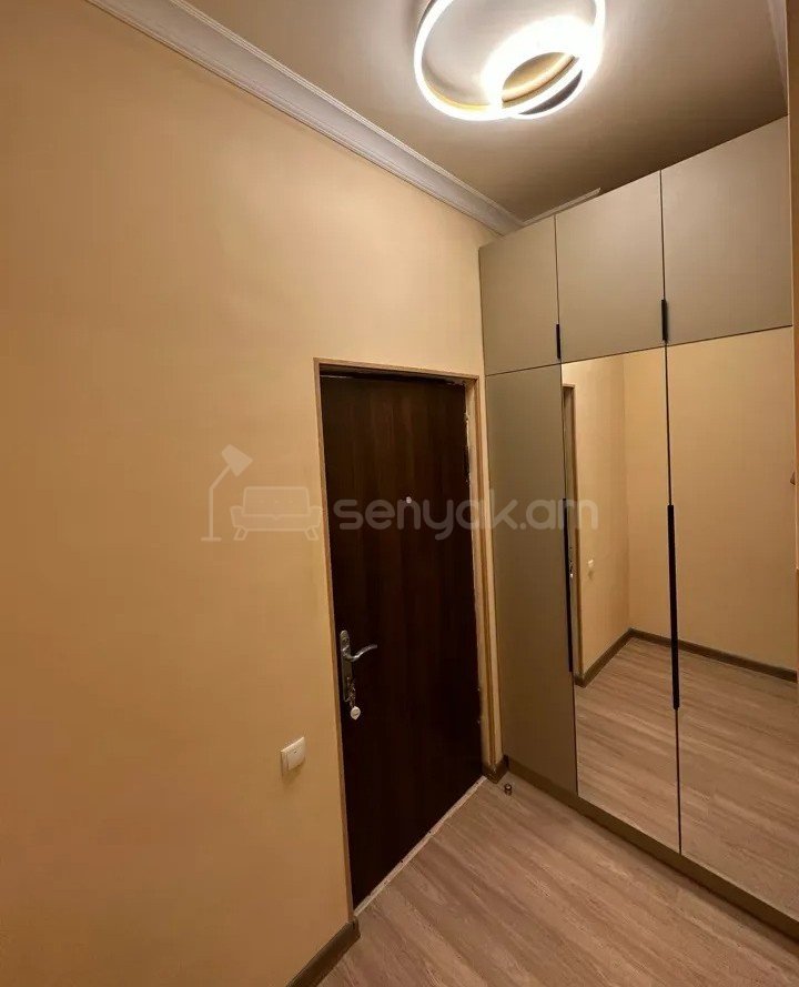 2 Սենյականոց Բնակարան, 60քմ, 4/16 հարկ, Դիզայներական Վերանորոգված, Կահավորված, Արևկող