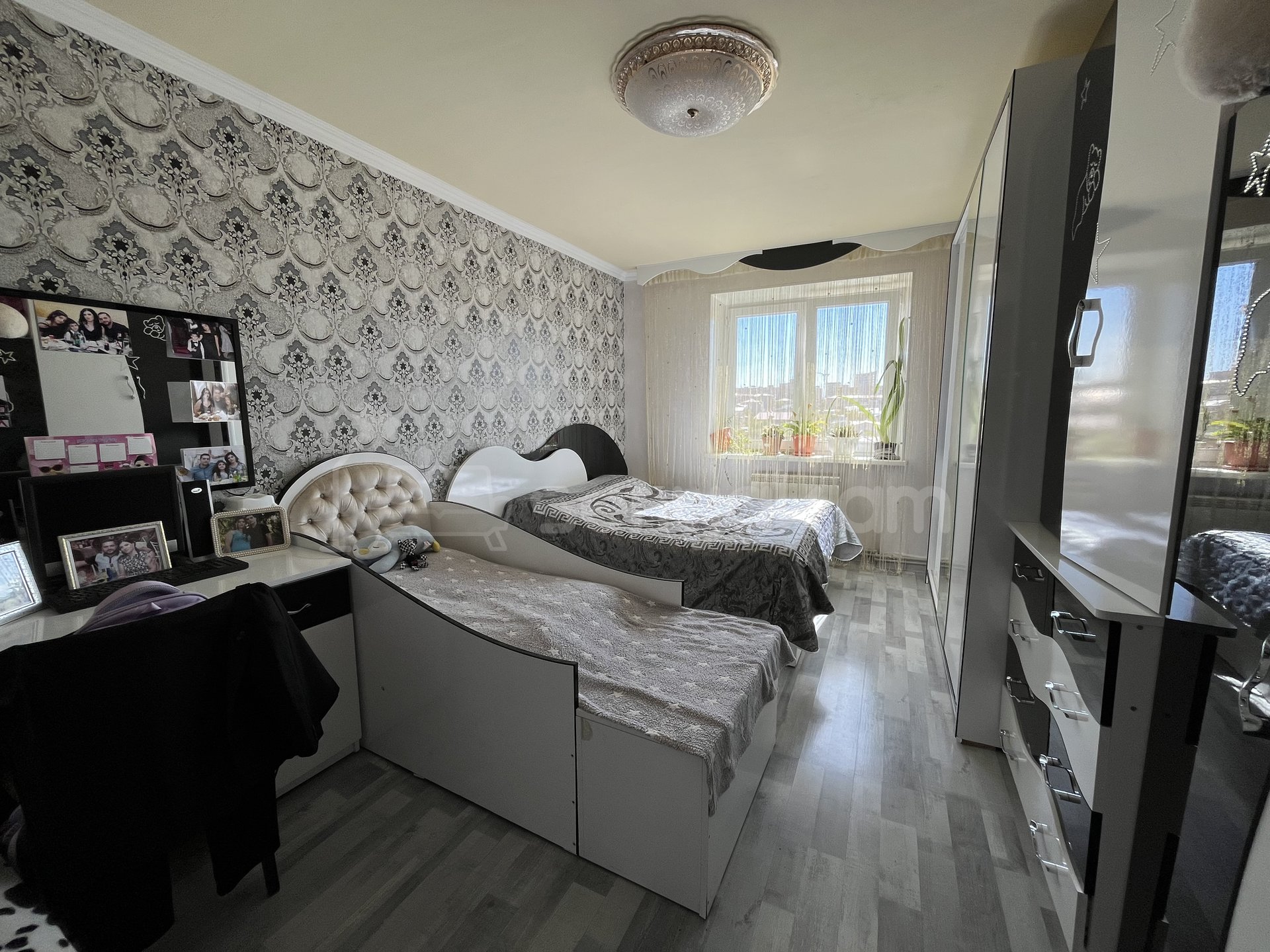 2 Սենյականոց Բնակարան Քարե Շենքում, 50քմ, 5/5 հարկ, Կապիտալ Վերանորոգված