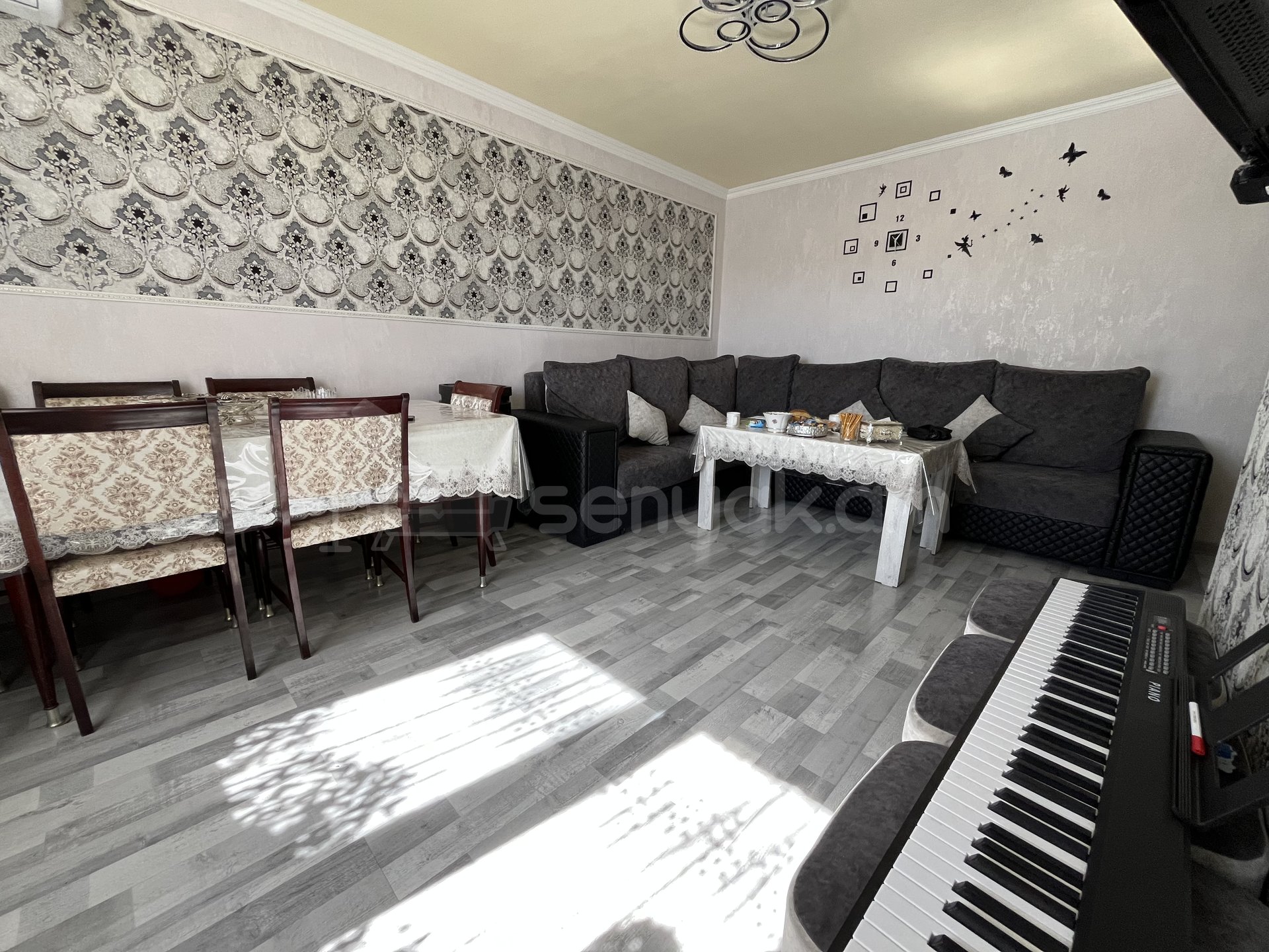 2 Սենյականոց Բնակարան Քարե Շենքում, 50քմ, 5/5 հարկ, Կապիտալ Վերանորոգված