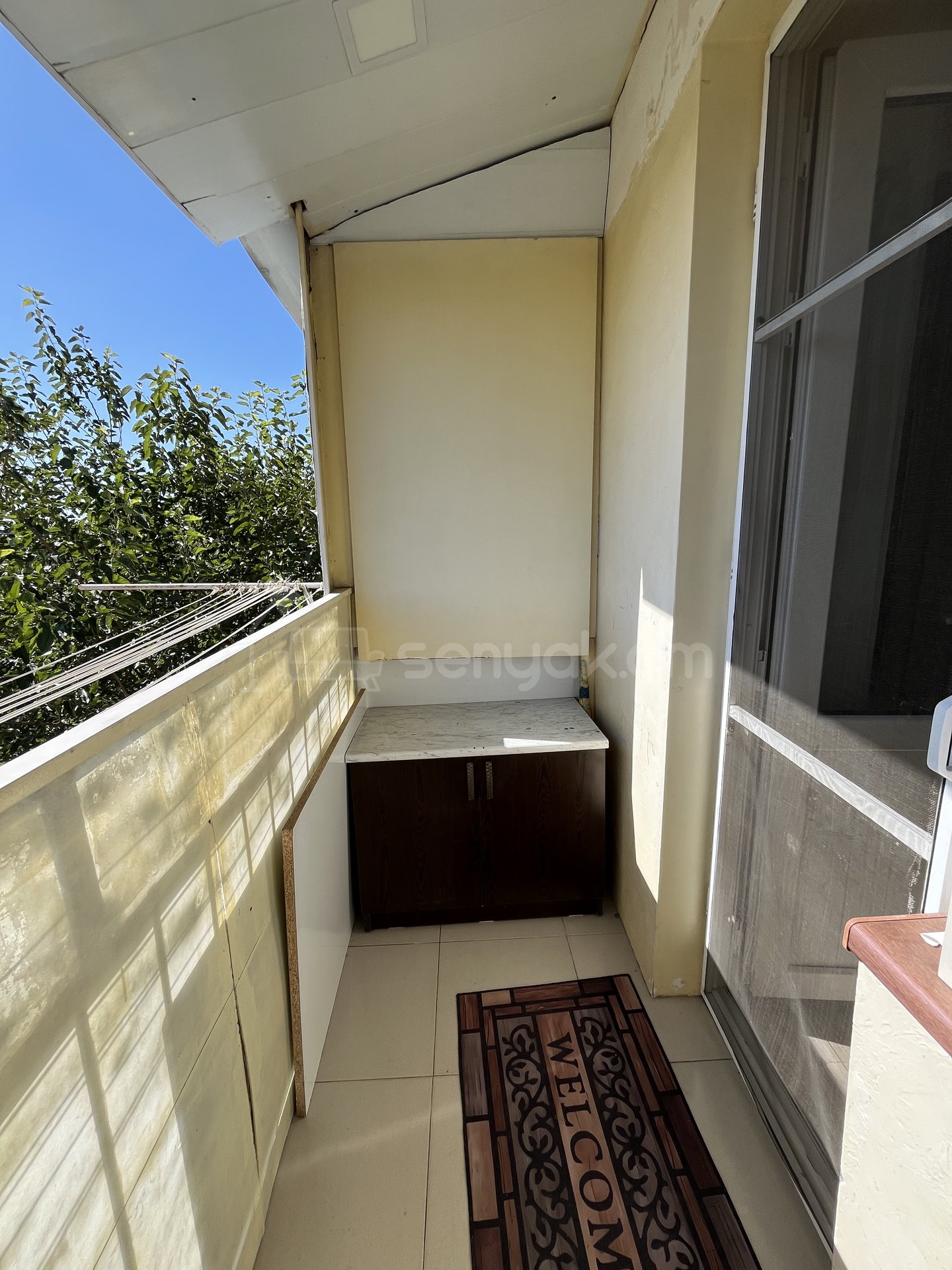 2 Սենյականոց Բնակարան Քարե Շենքում, 50քմ, 5/5 հարկ, Կապիտալ Վերանորոգված