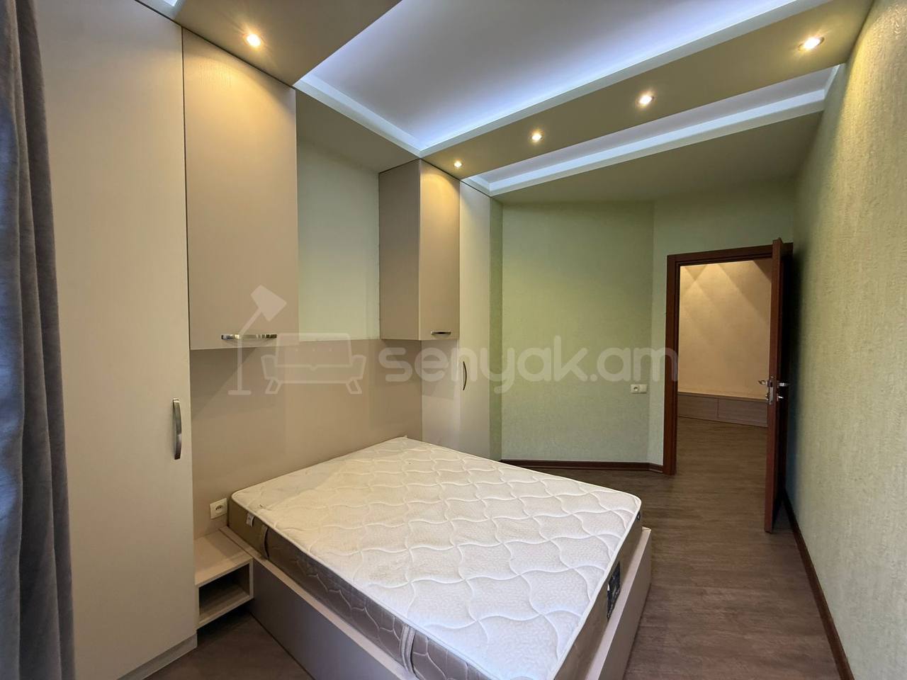 3 Սենյականոց Բնակարան Նորակառույցում, 100քմ, 3/10 հարկ, Դիզայներական Վերանորոգված, Կահավորված, Արևկող