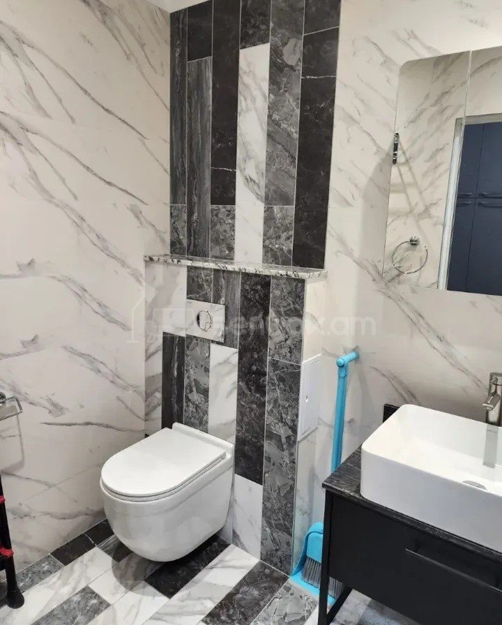 3 Սենյականոց Բնակարան Նորակառույցում, 136քմ, 8/13 հարկ, Դիզայներական Վերանորոգված, Կահավորված, Արևկող