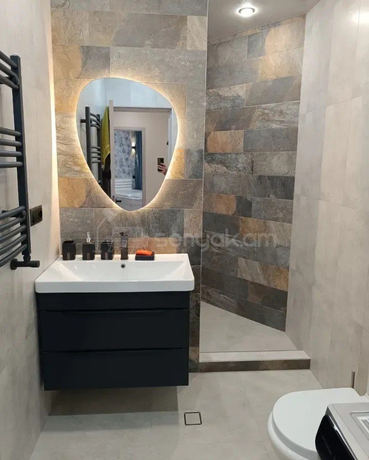 2 Սենյականոց Բնակարան Նորակառույցում, 45քմ, 9/12 հարկ, Դիզայներական Վերանորոգված, Կահավորված, Արևկող