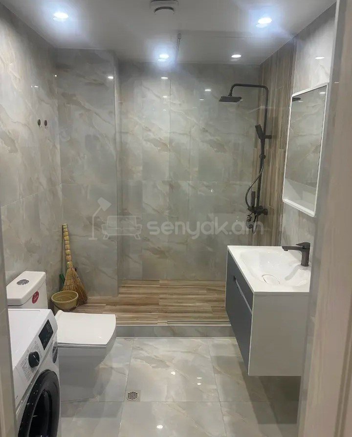 2 Սենյականոց Բնակարան Նորակառույցում, 60քմ, 8/15 հարկ, Դիզայներական Վերանորոգված, Կահավորված, Արևկող