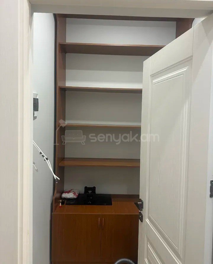 2 Սենյականոց Բնակարան Նորակառույցում, 60քմ, 8/15 հարկ, Դիզայներական Վերանորոգված, Կահավորված, Արևկող