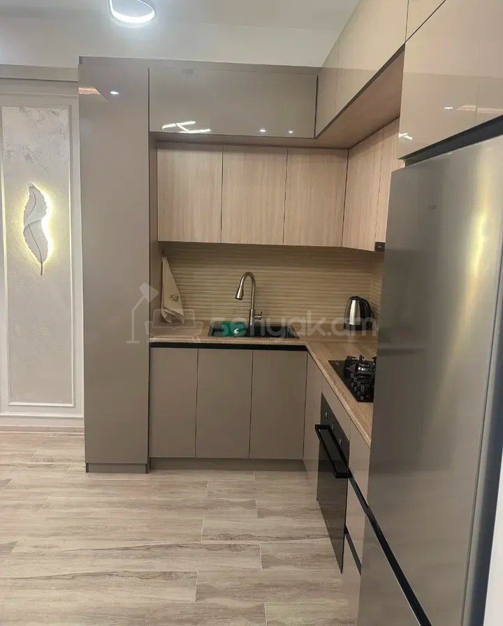 2 Սենյականոց Բնակարան Նորակառույցում, 60քմ, 8/15 հարկ, Դիզայներական Վերանորոգված, Կահավորված, Արևկող