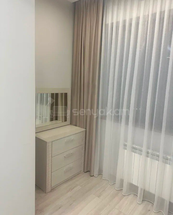 2 Սենյականոց Բնակարան Նորակառույցում, 60քմ, 8/15 հարկ, Դիզայներական Վերանորոգված, Կահավորված, Արևկող