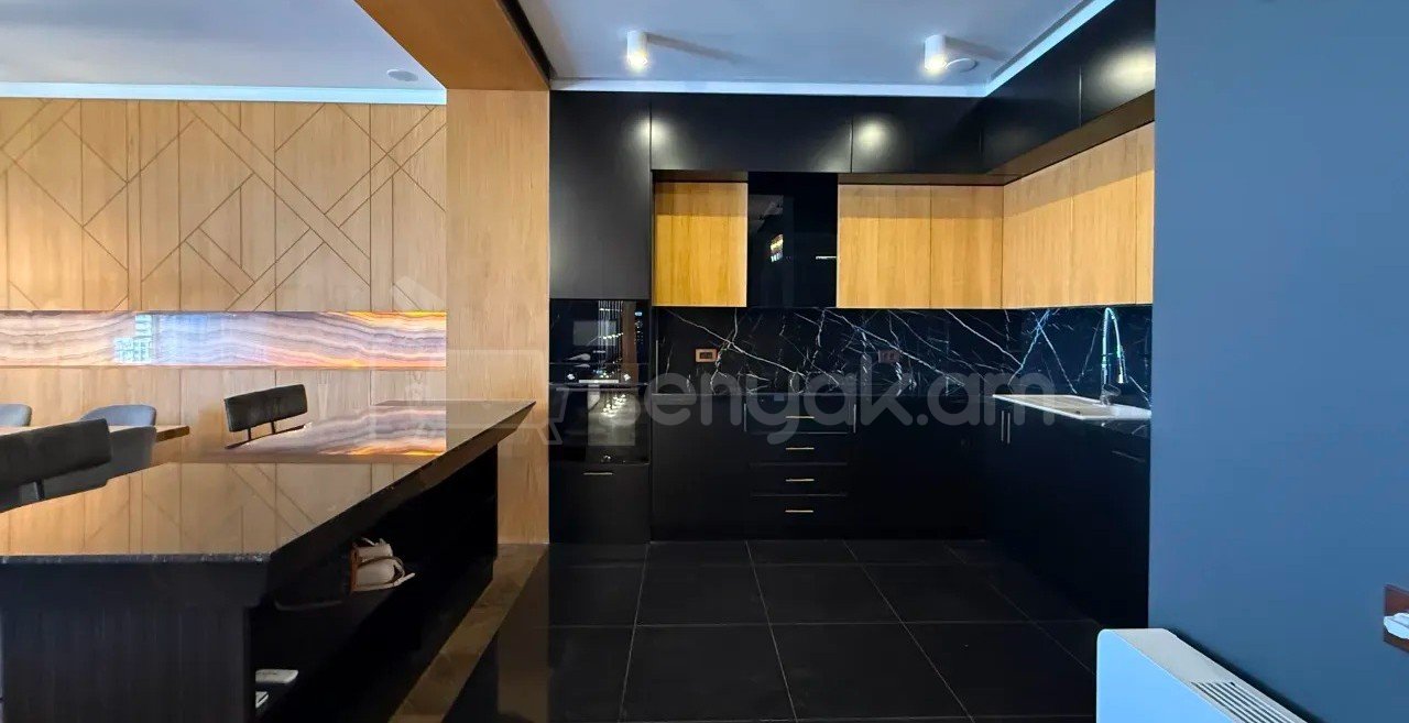 2 Սենյականոց Բնակարան Նորակառույցում, 115քմ, 17/17 հարկ, Դիզայներական Վերանորոգված, Կահավորված, Արևկող