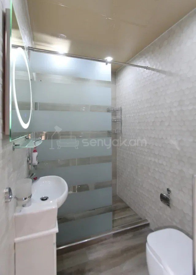 4 Սենյականոց Բնակարան Նորակառույցում, 105քմ, 7/11 հարկ, Դիզայներական Վերանորոգված, Կահավորված, Արևկող