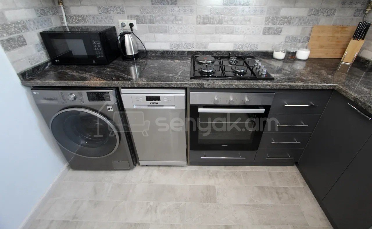 4 Սենյականոց Բնակարան Նորակառույցում, 105քմ, 7/11 հարկ, Դիզայներական Վերանորոգված, Կահավորված, Արևկող