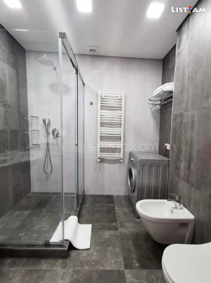 3 Սենյականոց Բնակարան Նորակառույցում, 80քմ, 7/12 հարկ, Դիզայներական Վերանորոգված