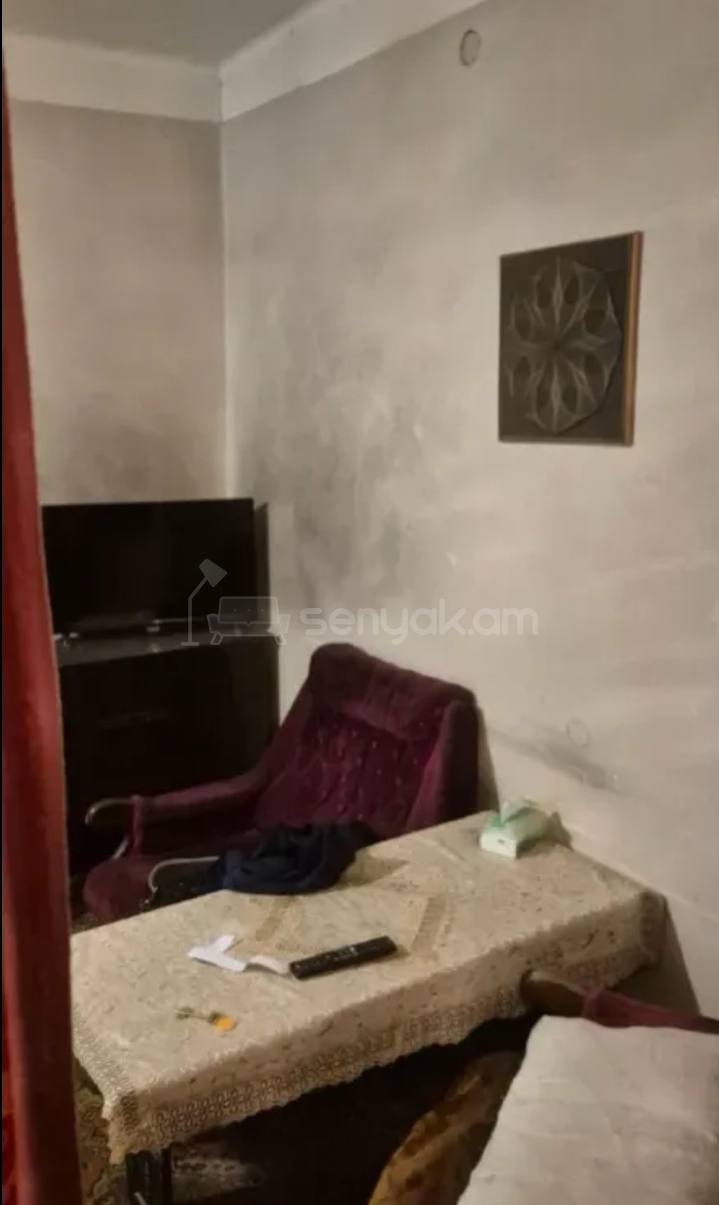 1 Սենյականոց Բնակարան Քարե Շենքում, 37քմ, 4/5 հարկ, Պետական Վիճակում