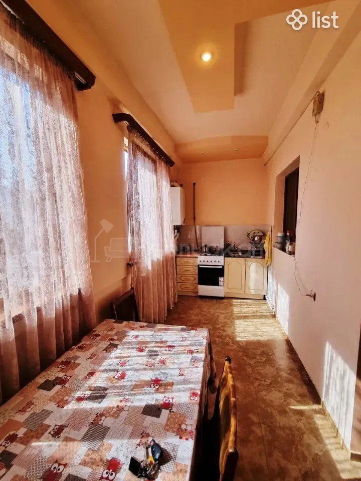 3 Սենյականոց Բնակարան, 70քմ, 8/9 հարկ, Կոսմետիկ Վերանորոգված, Կահավորված