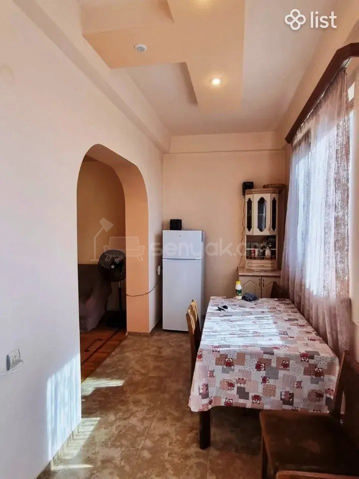 3 Սենյականոց Բնակարան, 70քմ, 8/9 հարկ, Կոսմետիկ Վերանորոգված, Կահավորված