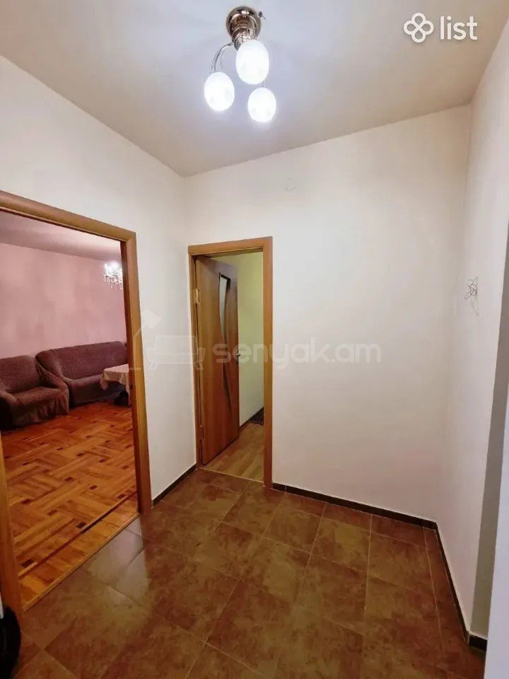 3 Սենյականոց Բնակարան, 70քմ, 8/9 հարկ, Կոսմետիկ Վերանորոգված, Կահավորված