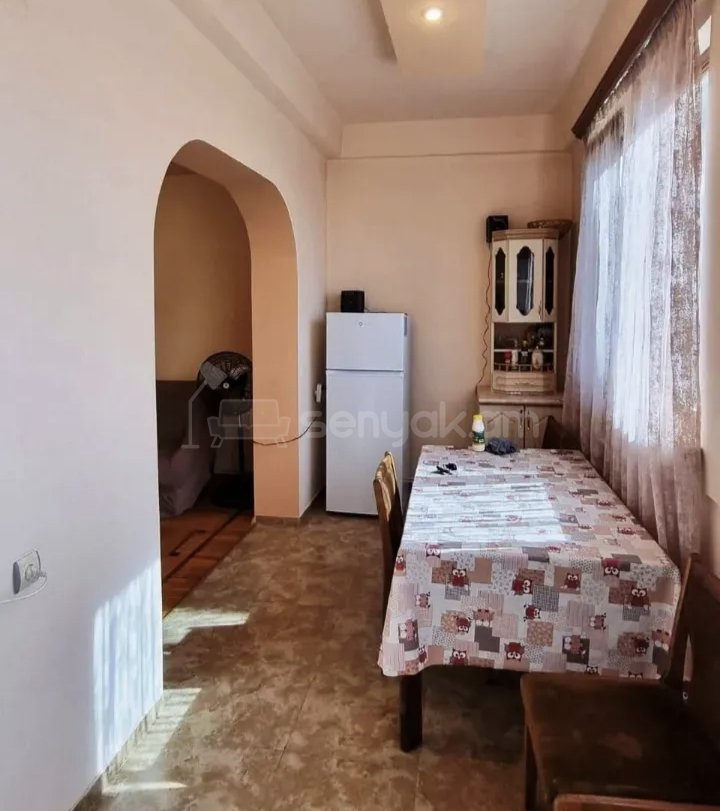 2 Սենյականոց Բնակարան Քարե Շենքում, 58քմ, 2/5 հարկ, Կապիտալ Վերանորոգված, Կահավորված, Արևկող