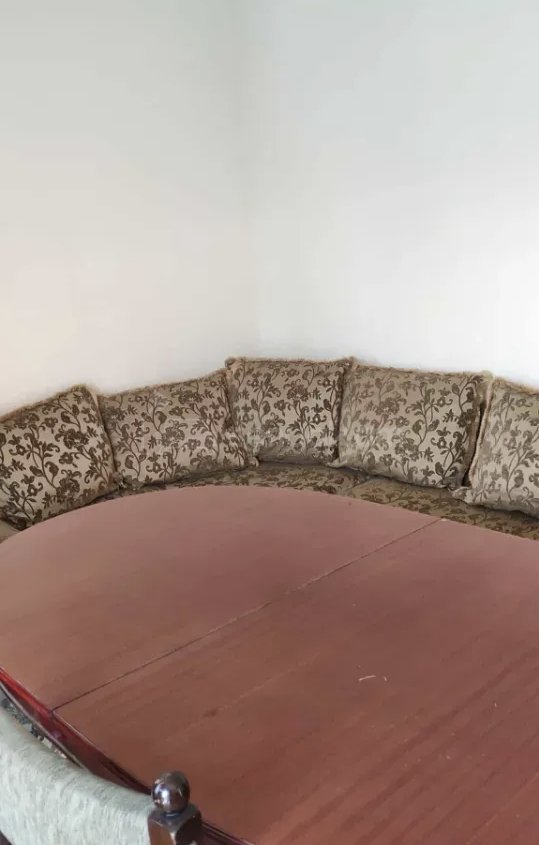 3 Սենյականոց Բնակարան Քարե Շենքում, 78քմ, 2/2 հարկ, Նորմալ Վիճակում, Կահավորված, Արևկող