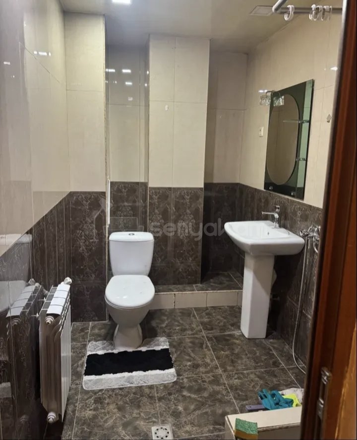 1 Սենյականոց Բնակարան Քարե Շենքում, 45քմ, 3/5 հարկ, Կապիտալ Վերանորոգված, Կահավորված, Արևկող