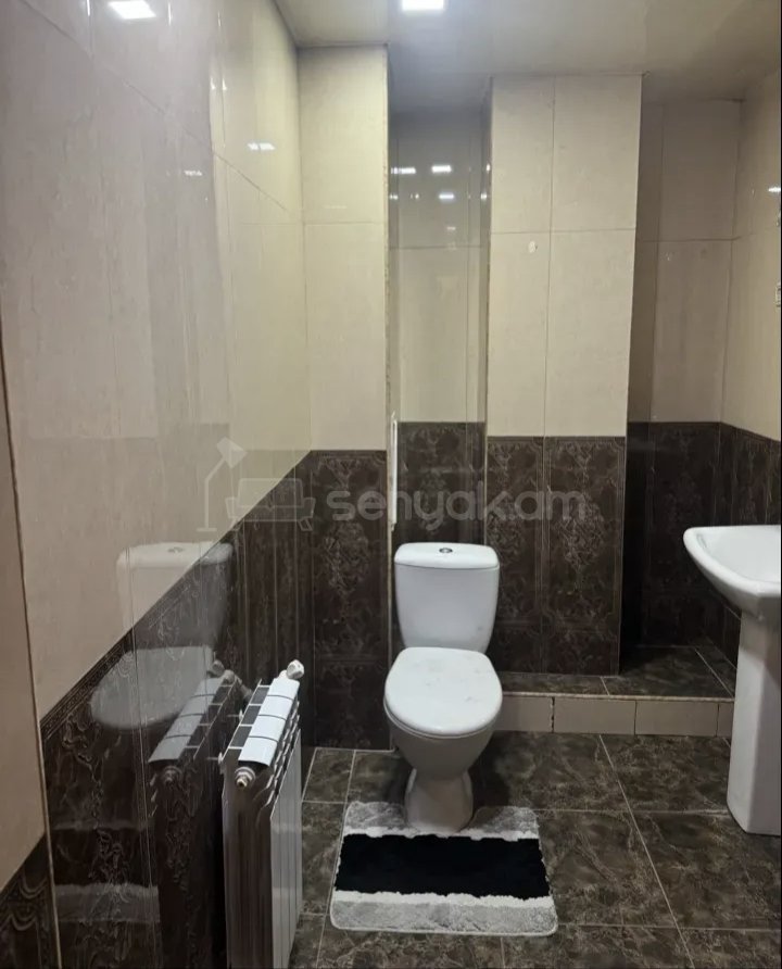 1 Սենյականոց Բնակարան Քարե Շենքում, 45քմ, 3/5 հարկ, Կապիտալ Վերանորոգված, Կահավորված, Արևկող