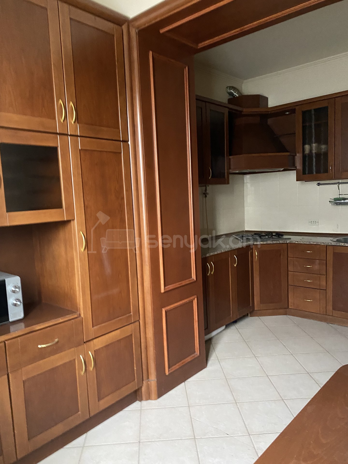 3 Սենյականոց Բնակարան, 82քմ, 2/5 հարկ, Դիզայներական Վերանորոգված