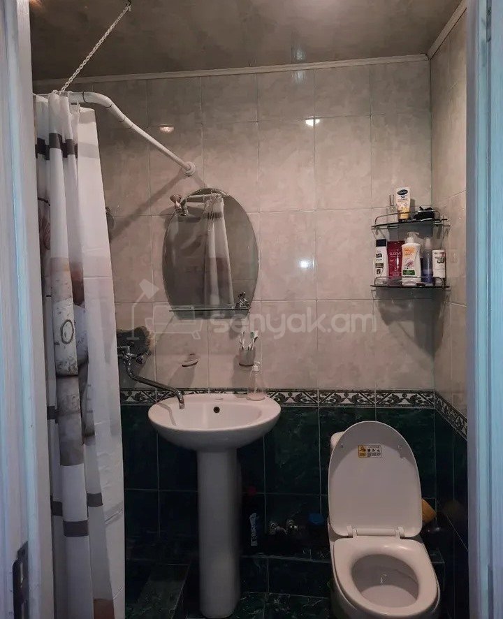 2 Սենյականոց Բնակարան, 42քմ, 7/9 հարկ, Կապիտալ Վերանորոգված