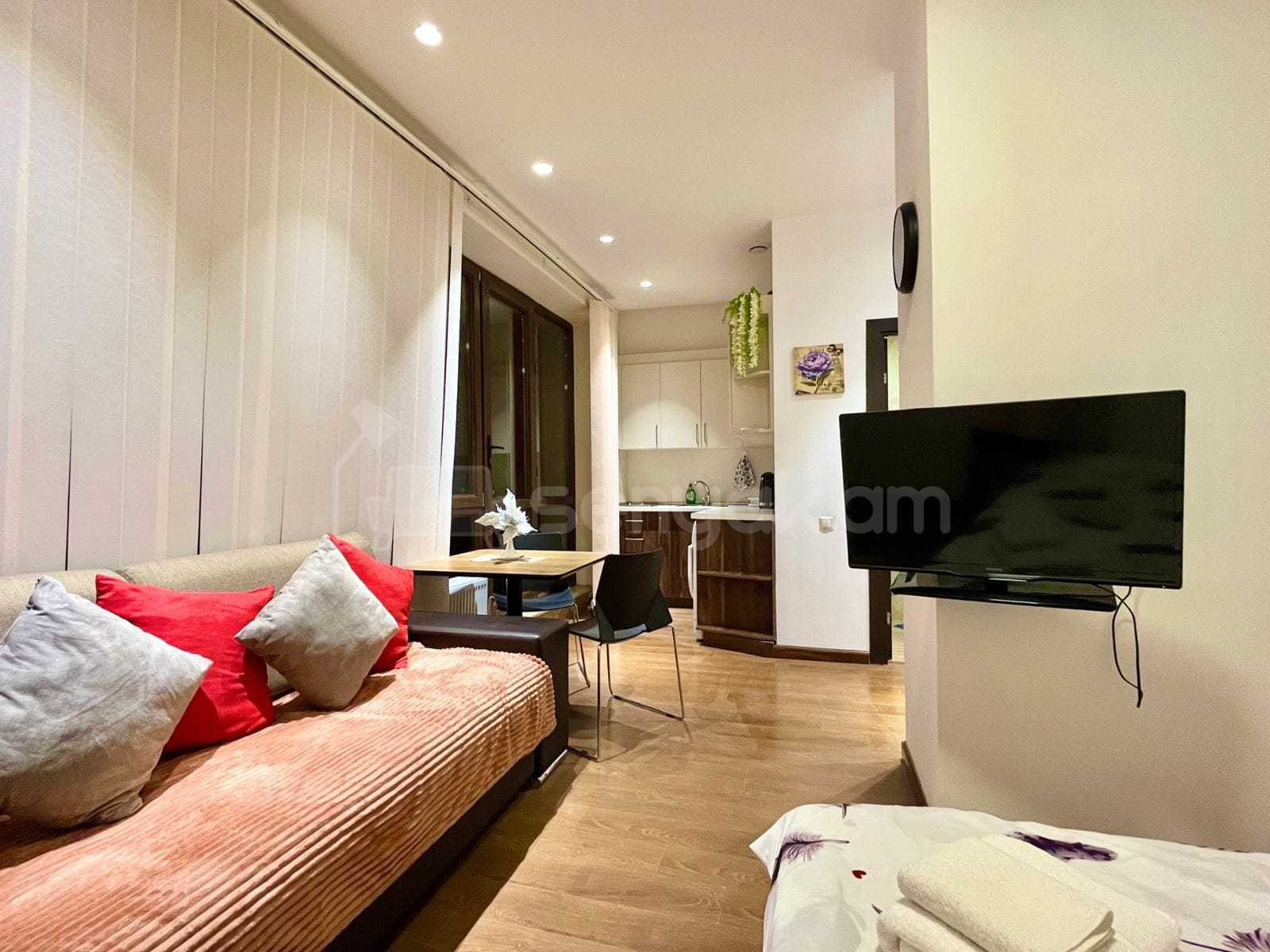 2 Սենյականոց Բնակարան Նորակառույցում, 50քմ, 6/15 հարկ, Դիզայներական Վերանորոգված