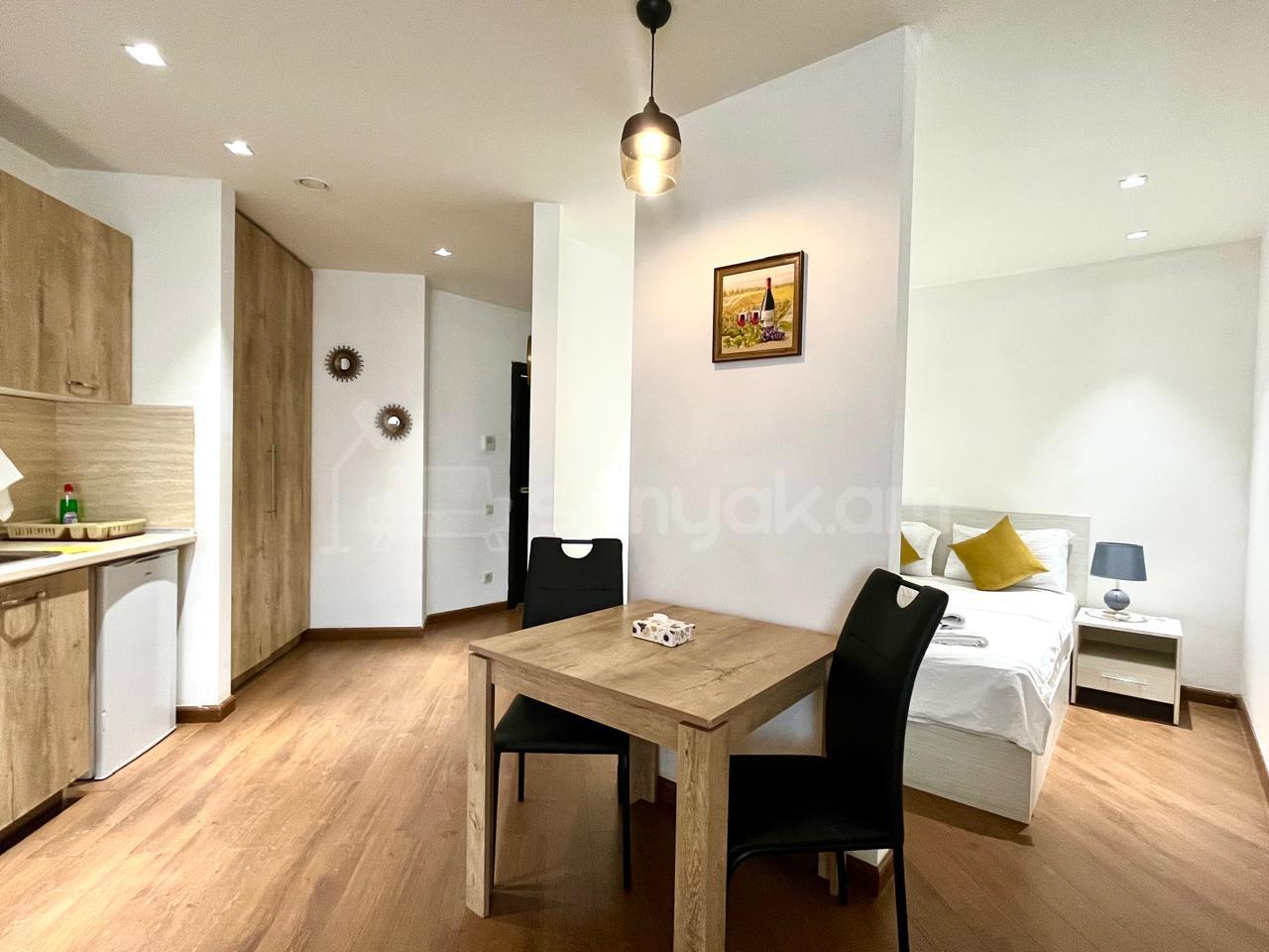 2 Սենյականոց Բնակարան Նորակառույցում, 50քմ, 5/15 հարկ, Դիզայներական Վերանորոգված