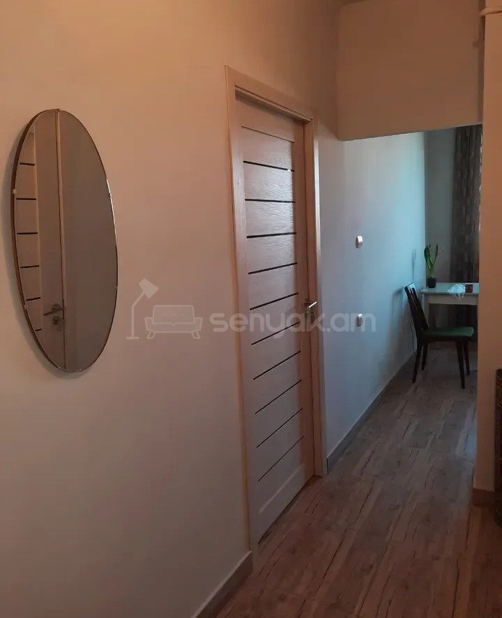 2 Սենյականոց Բնակարան, 42քմ, 7/9 հարկ, Կապիտալ Վերանորոգված