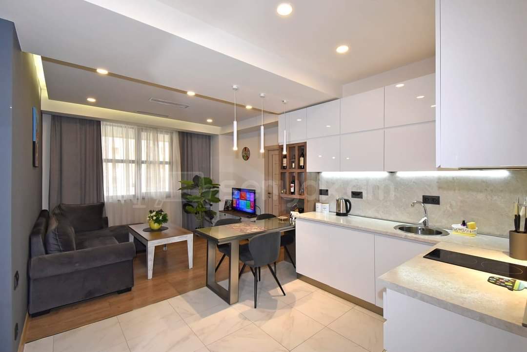 2 Սենյականոց Բնակարան Նորակառույցում, 50քմ, 5/16 հարկ, Դիզայներական Վերանորոգված