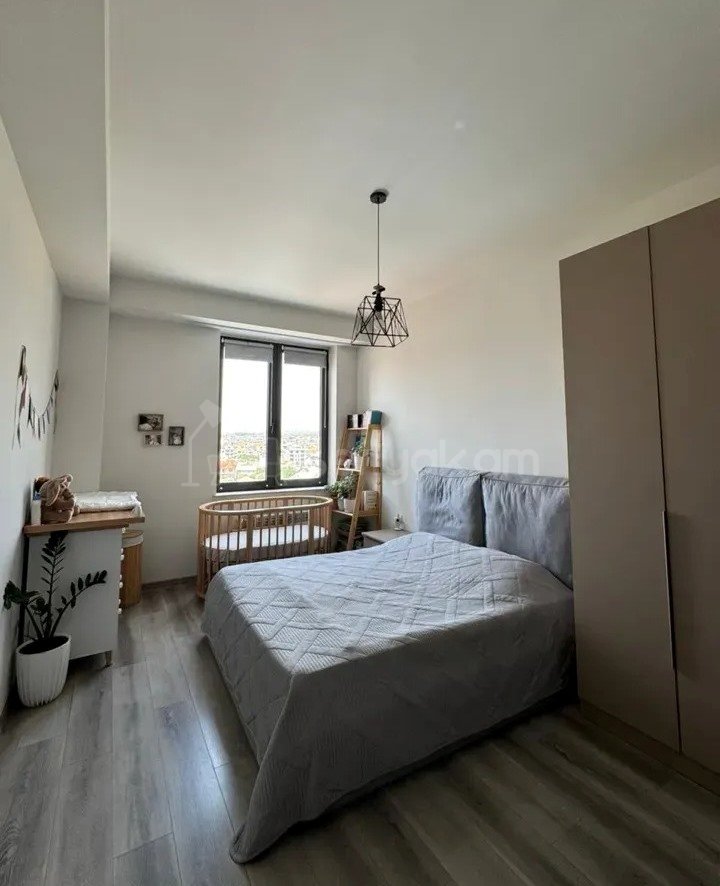 3 Սենյականոց Բնակարան Նորակառույցում, 92քմ, 12/16 հարկ, Կապիտալ Վերանորոգված