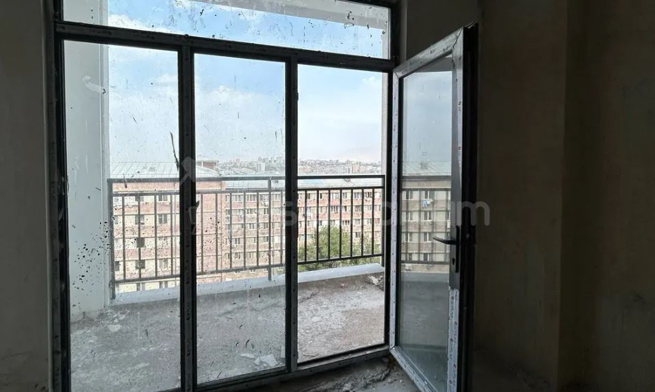 3 Սենյականոց Բնակարան, 55քմ, 6/9 հարկ, Զրոյական Վիճակում