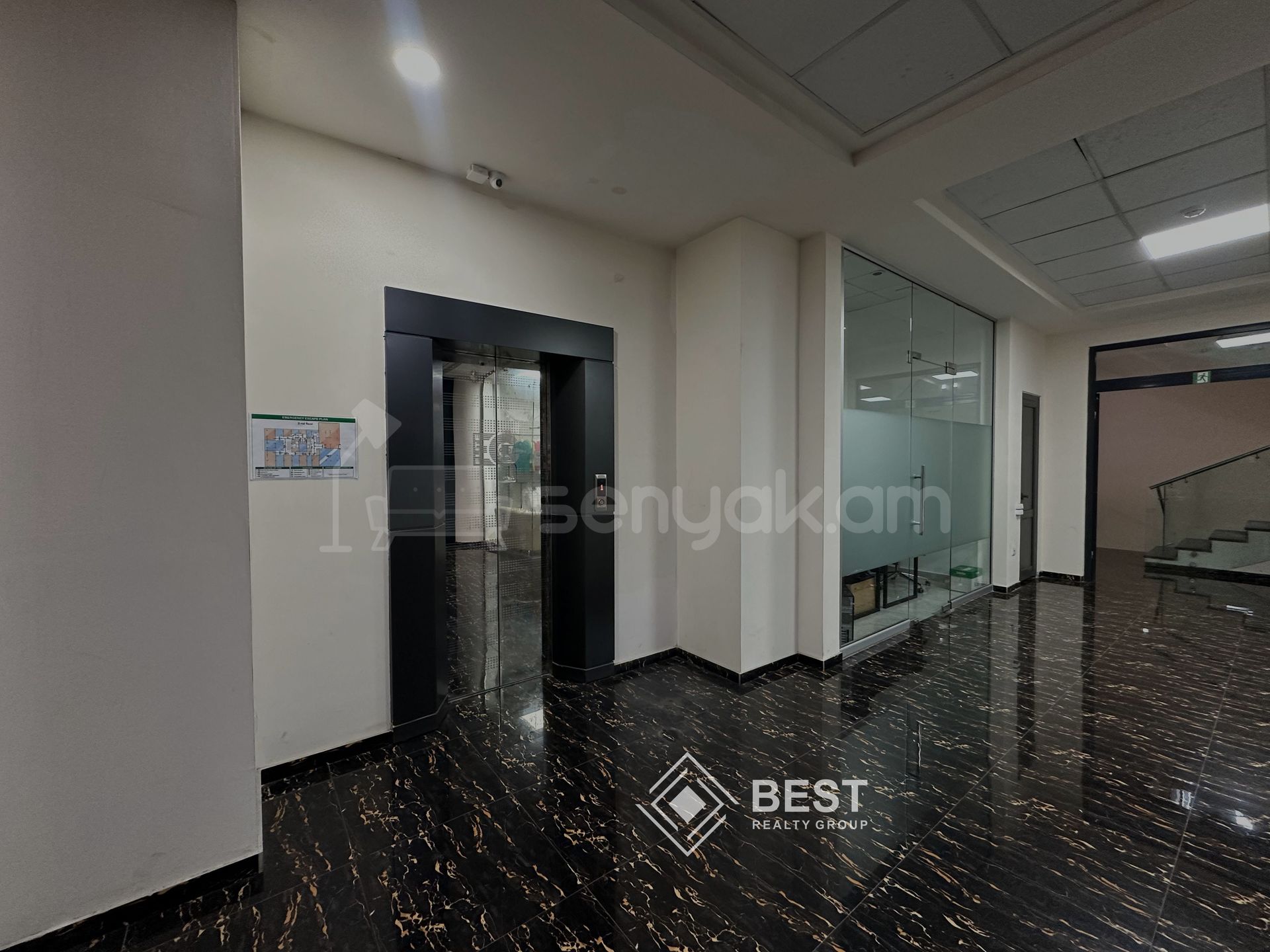 Օֆիսային Տարածք, 39քմ, Կապիտալ Վերանորոգված